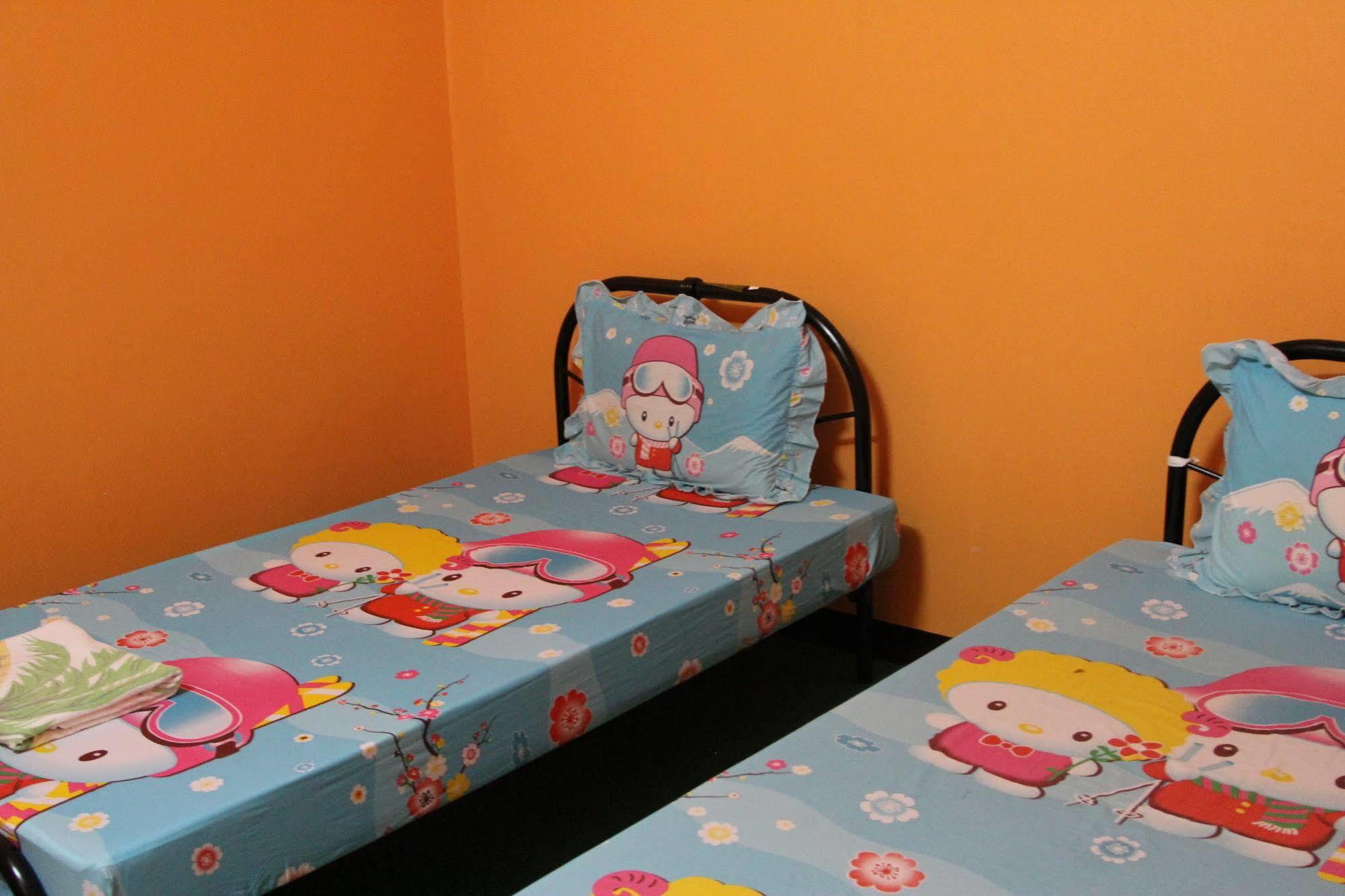 New C.H. Guest House Bangkok Kültér fotó